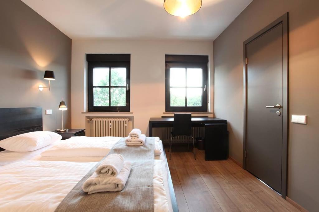 Landgasthaus Jaegerhof By Nordicon Gmbh Leverkusen Exteriör bild